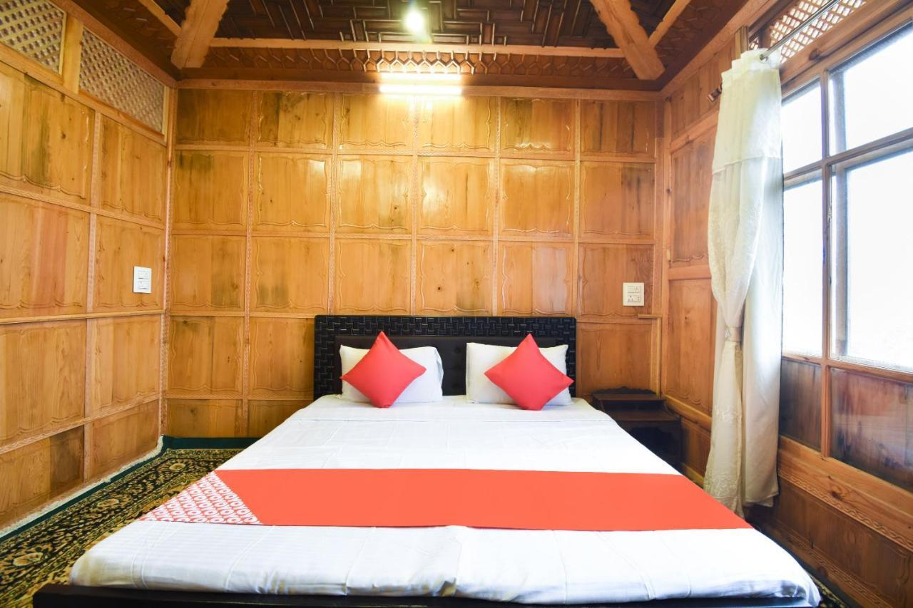 Oyo 66637 Merlin Group Of Houseboats Hotel Srinagar  Luaran gambar