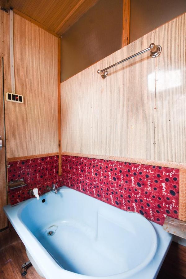Oyo 66637 Merlin Group Of Houseboats Hotel Srinagar  Luaran gambar