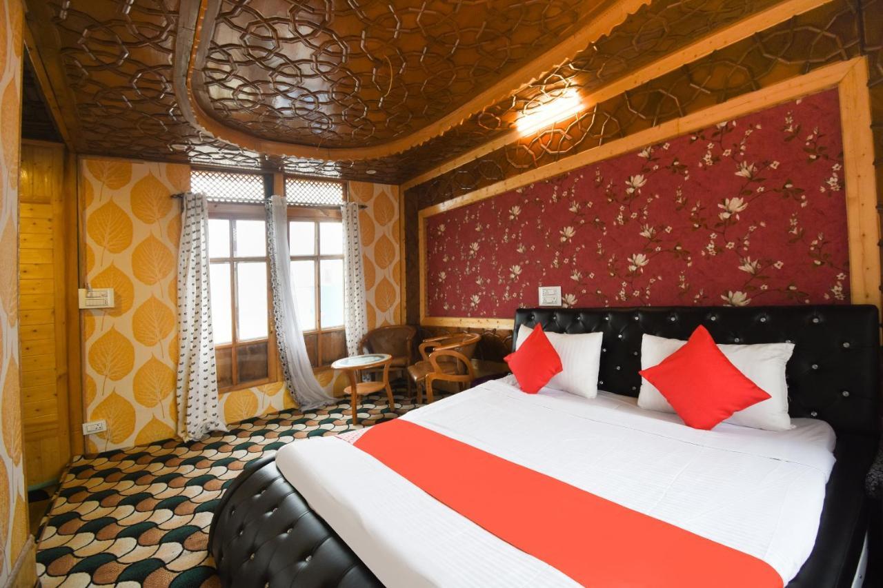 Oyo 66637 Merlin Group Of Houseboats Hotel Srinagar  Luaran gambar