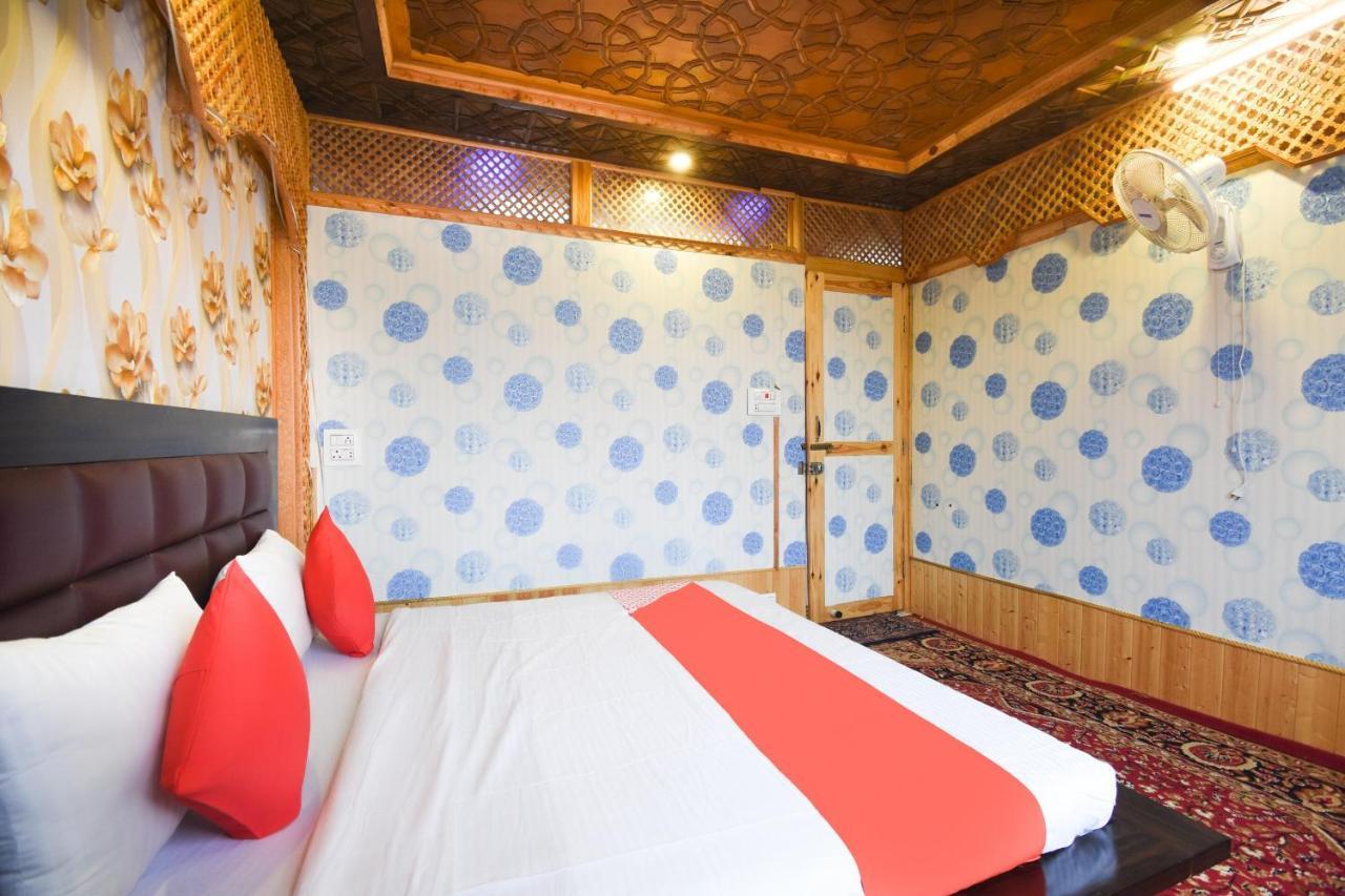 Oyo 66637 Merlin Group Of Houseboats Hotel Srinagar  Luaran gambar