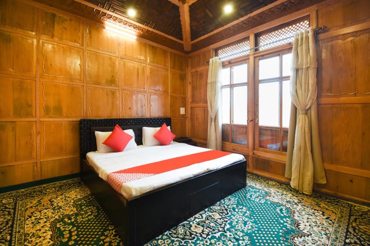Oyo 66637 Merlin Group Of Houseboats Hotel Srinagar  Luaran gambar