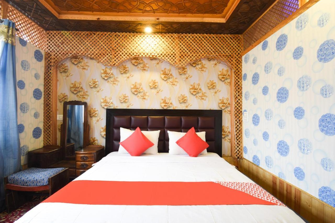 Oyo 66637 Merlin Group Of Houseboats Hotel Srinagar  Luaran gambar